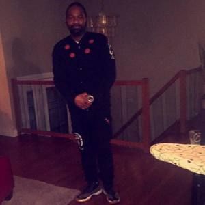 Meet your Posher, Gregory